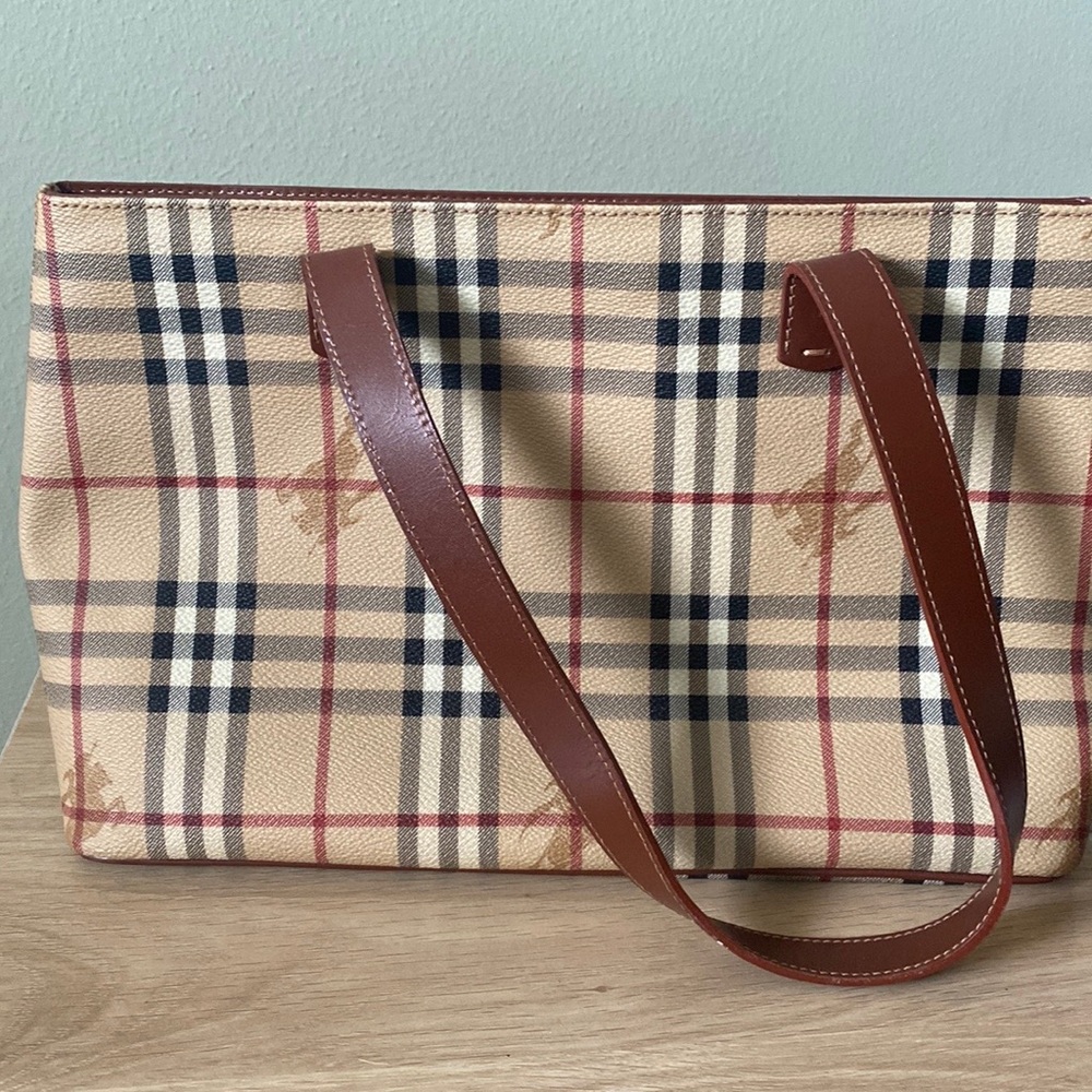 Burberry vintage 1990 horse logo purse